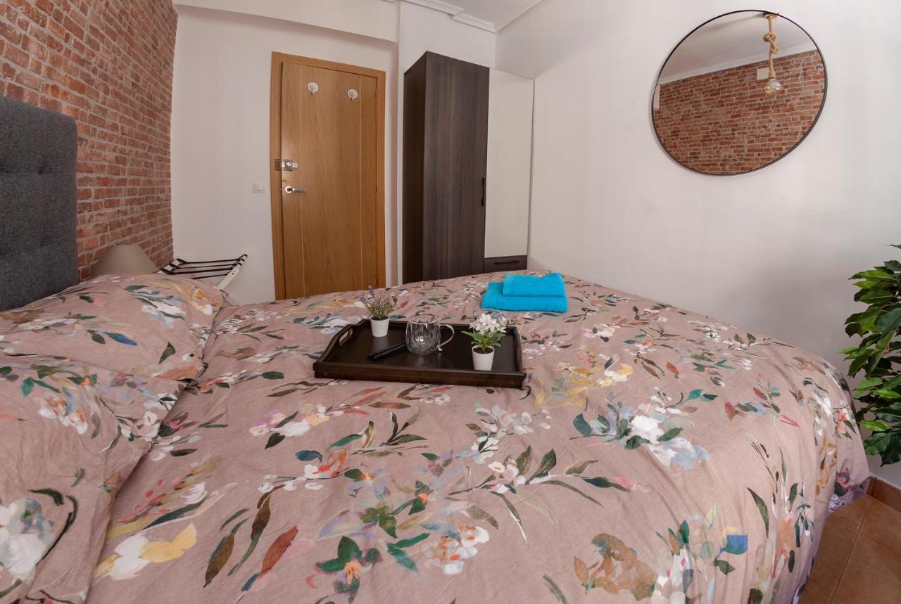 Luxury Artistic Digital Nomad 2 Bedroom W/Terrace Valencia Eksteriør billede